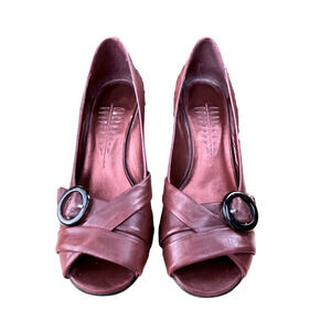 Bronx Women's Heels in Burgundy with Black Buckle